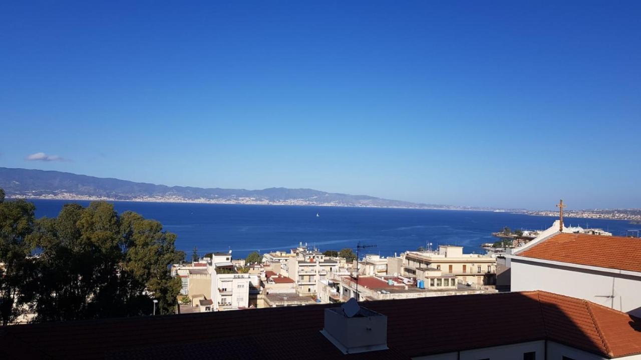 Vista Mare Rooms Реджо ди Калабрия Екстериор снимка