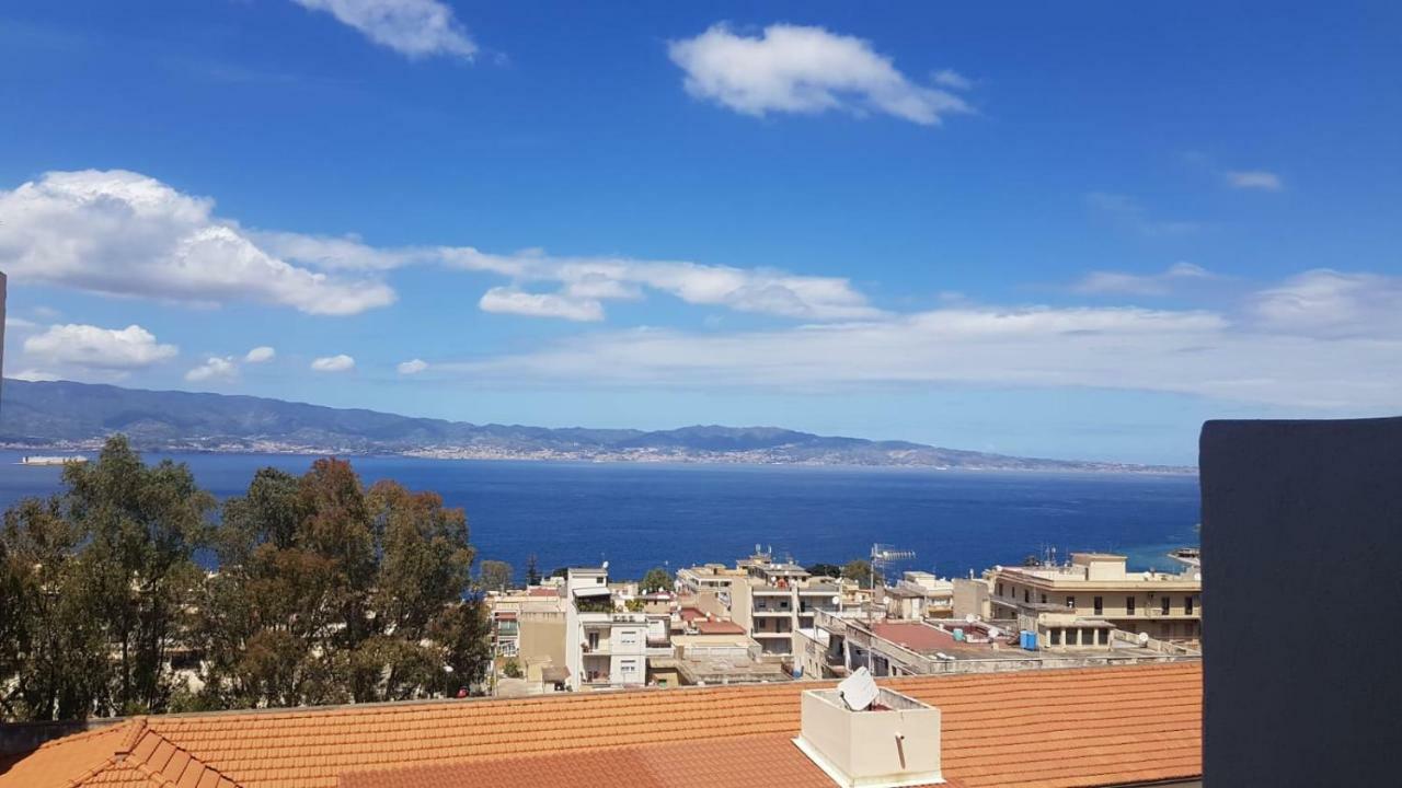 Vista Mare Rooms Реджо ди Калабрия Екстериор снимка